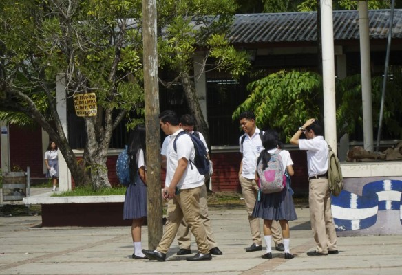 Más de 50 centros culminan año escolar el 20 de diciembre