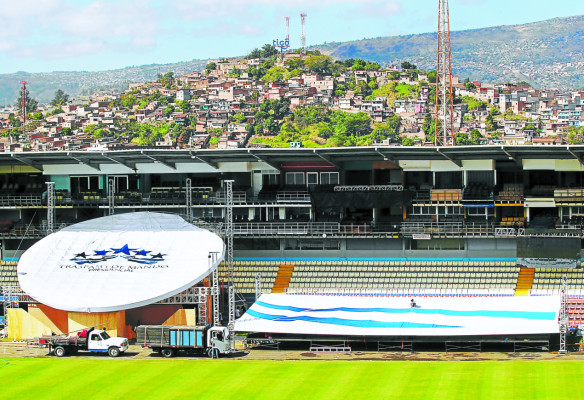 Estadio Nacional quedó reluciente para toma de posesión de Juan Orlando