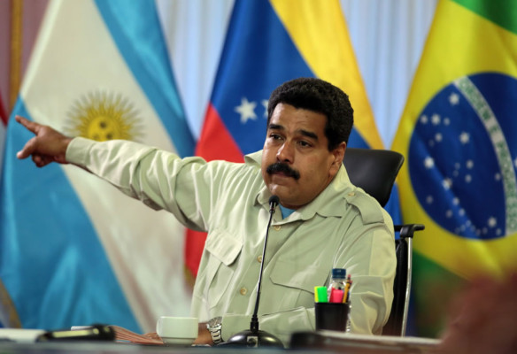 Venezuela da 48 horas a los tres funcionarios de EUA para dejar país