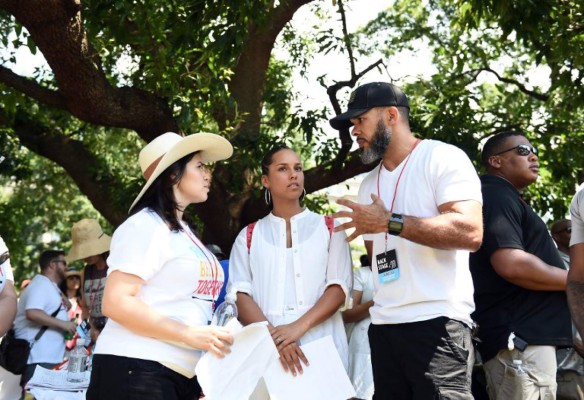 América Ferrera exige a Trump reunir a las familias de inmigrantes