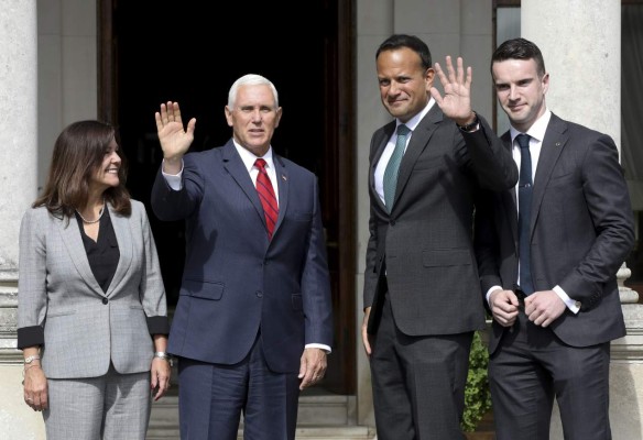 Polémica en EEUU: Pence decidió quedarse en hotel de Trump en Irlanda