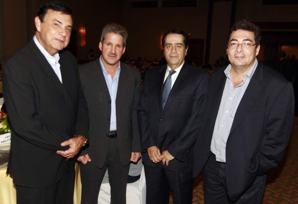 Braulio Cruz, Miguel Mauricio Facussé, Manuel Benanzio Bueso y Roger Pineda