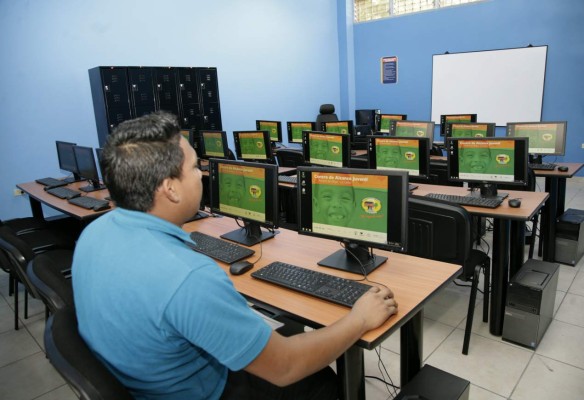 Usaid transforma zonas violentas de La Ceiba