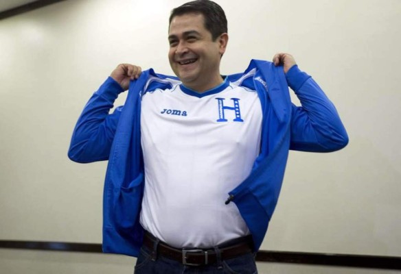 Juan Orlando Hernández pide a Concacaf dar a Honduras la sede de un Mundial Sub-17