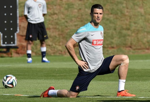 Cristiano Ronaldo, la única gran estrella que falta por besar las redes