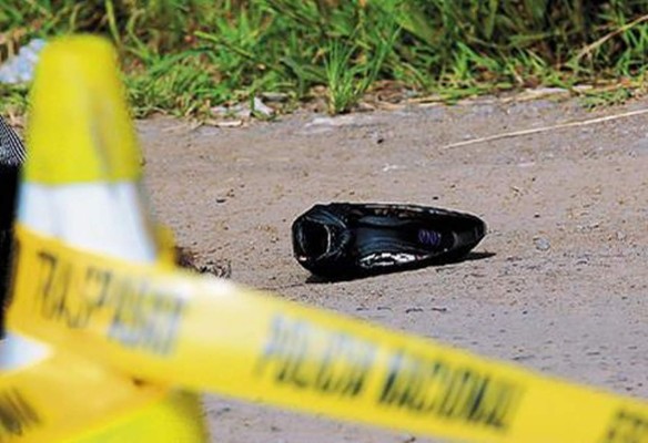 Cegado por los celos y el rechazo mata a maestra