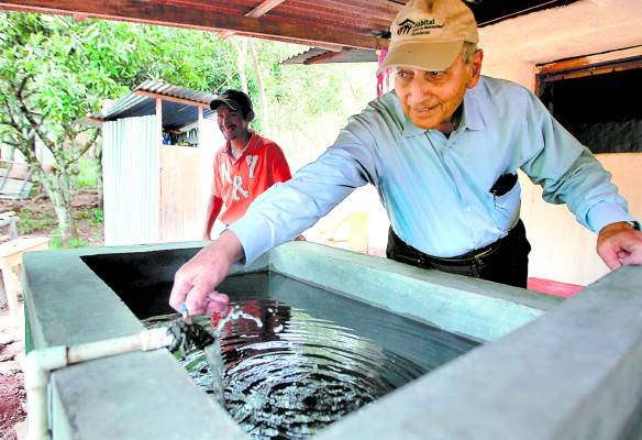 Mejoran la vida a 26 familias en la Montaña de La Flor