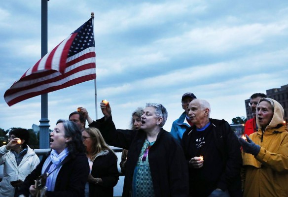 Encuesta: 6 de cada 10 estadounidenses se oponen a salir de acuerdo climático