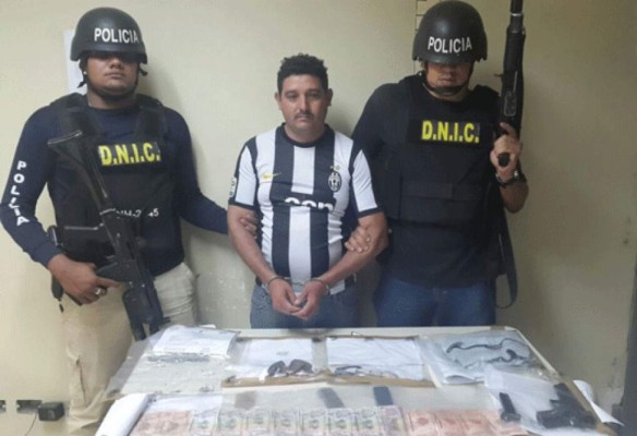 Capturan a taxista ligado a rapto, robo y violación  