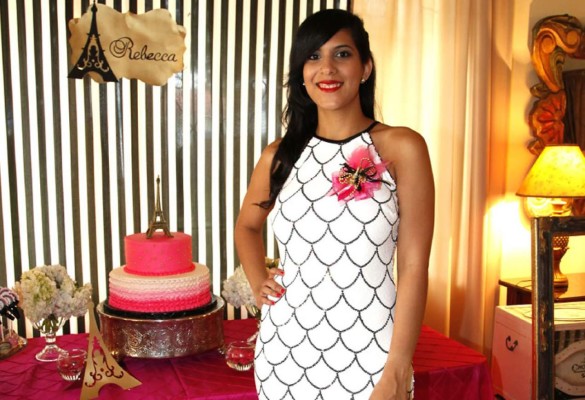 Fiesta parisina para Rebeca Mejía