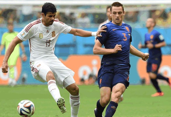 Gritos, abucheos, bronca, todo contra Diego Costa en Salvador