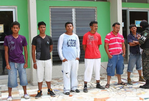 Capturan a 11 personas en allanamientos en San Pedro Sula
