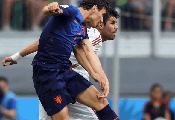 Gritos, abucheos, bronca, todo contra Diego Costa en Salvador