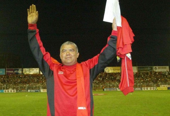 Luto en el fútbol de Honduras: Muere exfutbolista Roberto 'El Macho' Figueroa