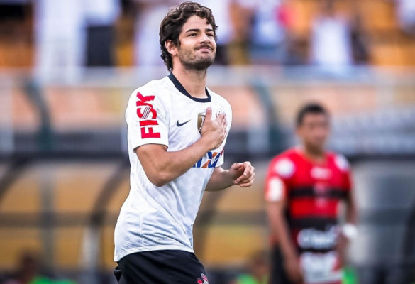 Alexandre Pato negocia con el Sao Paulo