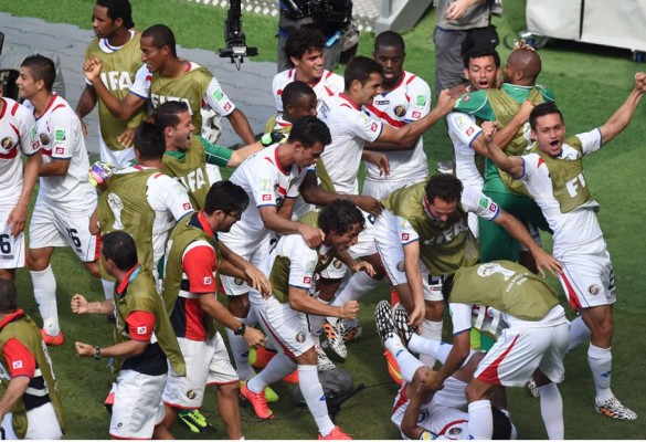 Insólito: FIFA envía a siete jugadores de Costa Rica al control antidoping