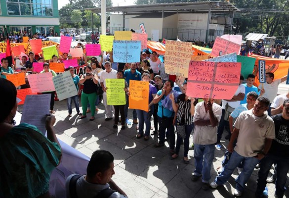 Reclaman pagos de incapacidades en el IHSS