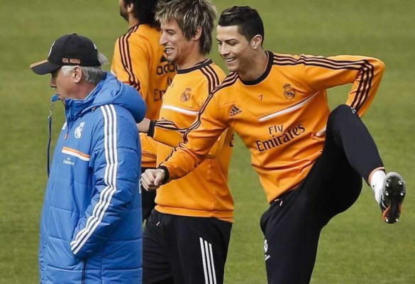 Cristiano juega con una pequeña lesión en el tendón rotuliano