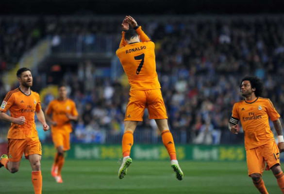 Real Madrid vence al Málaga y continúa líder en España