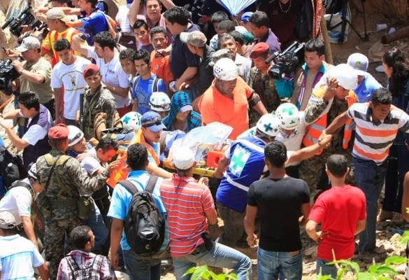 Mineros rescatados: 'Jamás volveremos a entrar a esa mina'