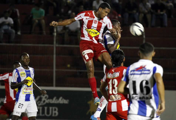 Vida y Victoria se repartieron los puntos en el clásico ceibeño
