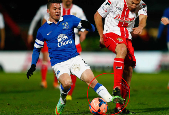 Everton califica de 'éxito' la operación del costarricense Bryan Oviedo