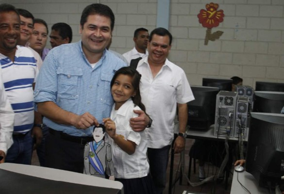 Centro básico de Chamelecón ya tiene Internet