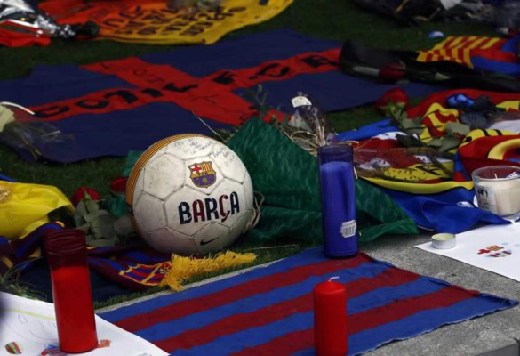 El FC Barcelona rinde homenaje a Vilanova en el Camp Nou