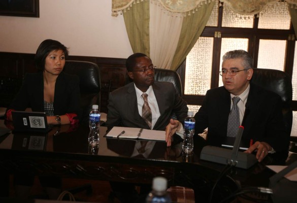 Honduras arranca negociación con FMI en septiembre