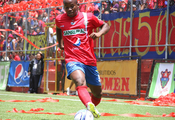 Infantería hondureña del Municipal a la espera de Rambo