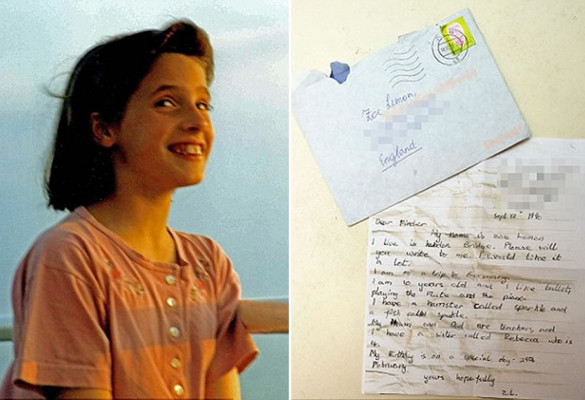 Mujer recibe respuesta de una carta que lanzó en una botella hace 23 años