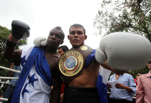 El 'Escorpión' Ruiz vuelve a perder con el nicaragüense Rafael Castillo