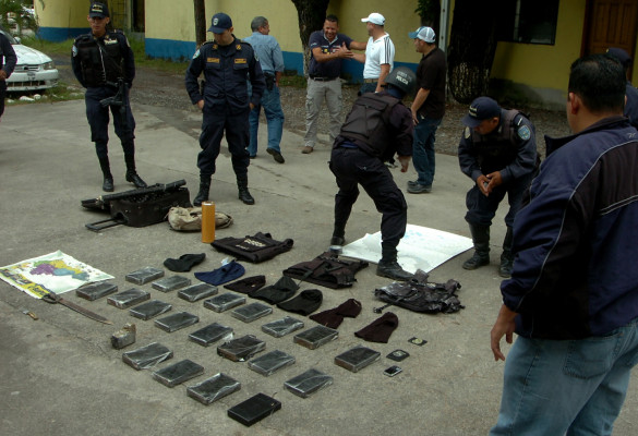 Los capturan con 20 kilos de coca falsa