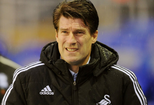 El Swansea anuncia la destitución de su entrenador Michael Laudrup