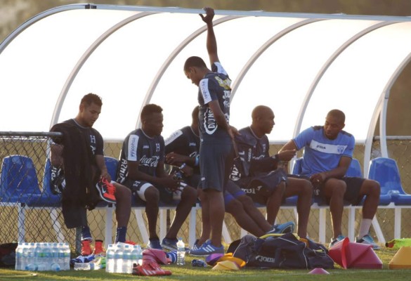 Honduras descansa hoy y se prepara para marcharse a Curitiba