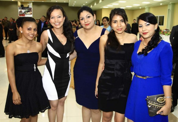 Brindis por el éxito profesional