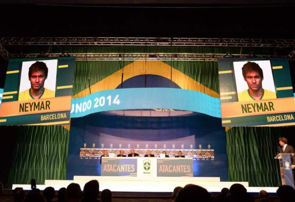 Scolari excluye a Robinho, Kaká y Ronaldinho de la selección brasileña