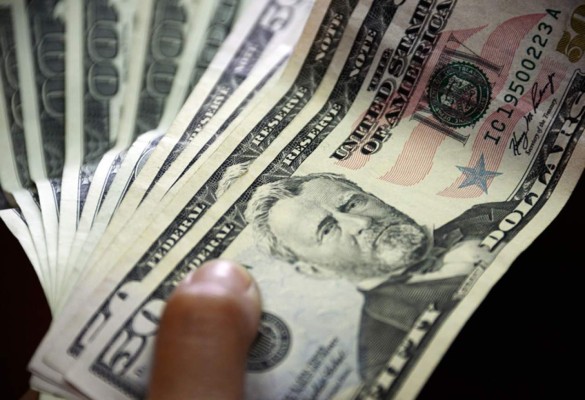 El dólar corre con el viento a su favor