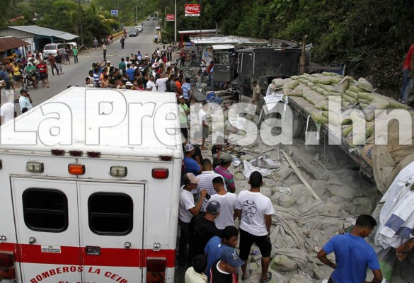 Fatal accidente de rastra: 1 muerto y 9 heridos en Jutiapa