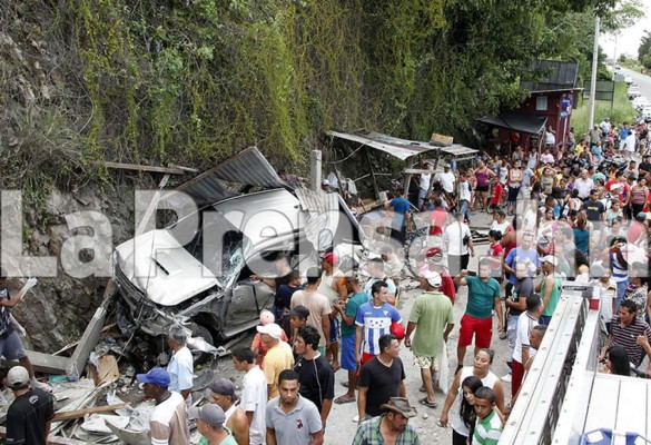 Fatal accidente de rastra: 1 muerto y 9 heridos en Jutiapa