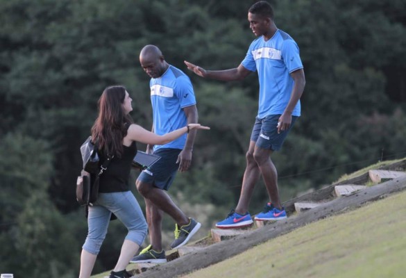 Honduras descansa hoy y se prepara para marcharse a Curitiba