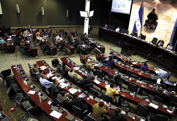 Partidos hondureños a favor de la segunda vuelta electoral