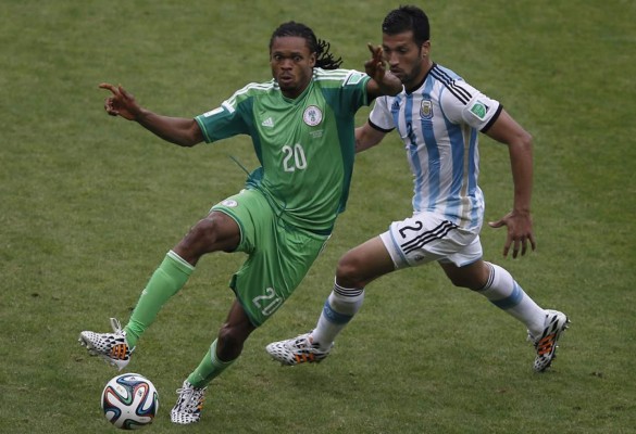 Un doblete de Messi coloca a Argentina como primera de grupo