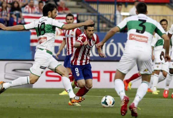 Atlético da otro paso hacia el título entre el sufrimiento