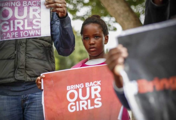 Nigeria investigará si Ejército ignoró alertas del secuestro de niñas