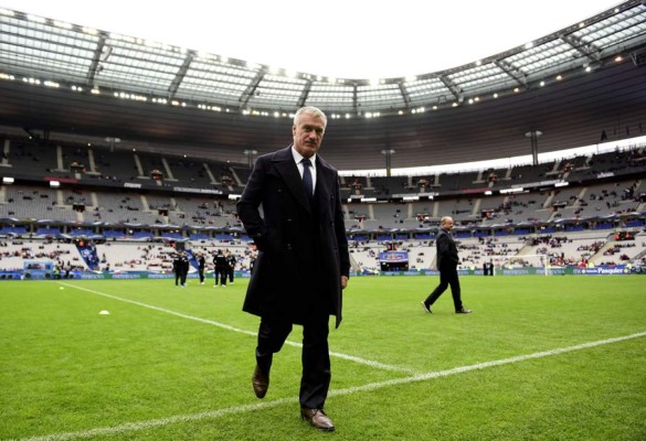 Francia exhibe su pegada goleando en amistoso a Noruega