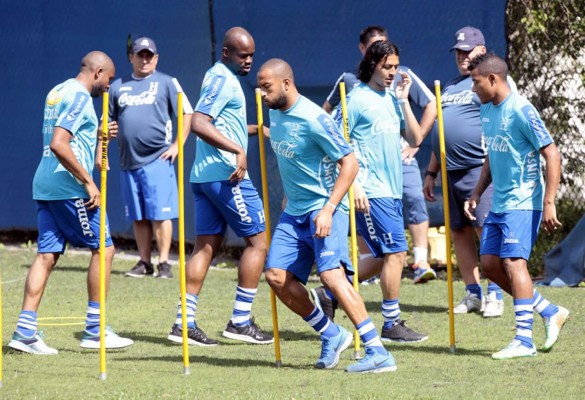 La Selección de Honduras está casi completa en EUA