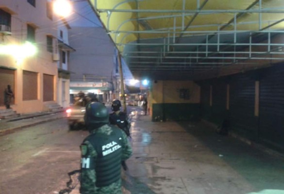 Detienen a varias personas en allanamientos en Tegucigalpa  