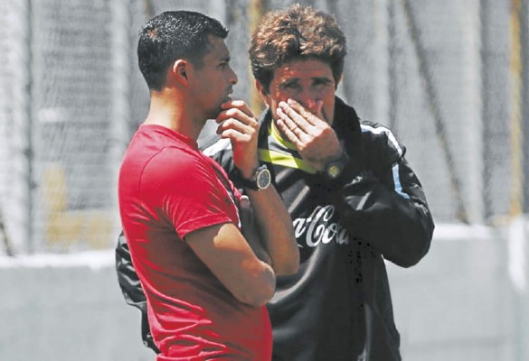 A Olimpia de Honduras le urge un defensa central