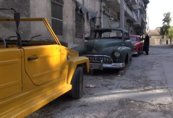 Un coleccionista de autos en la guerra Siria